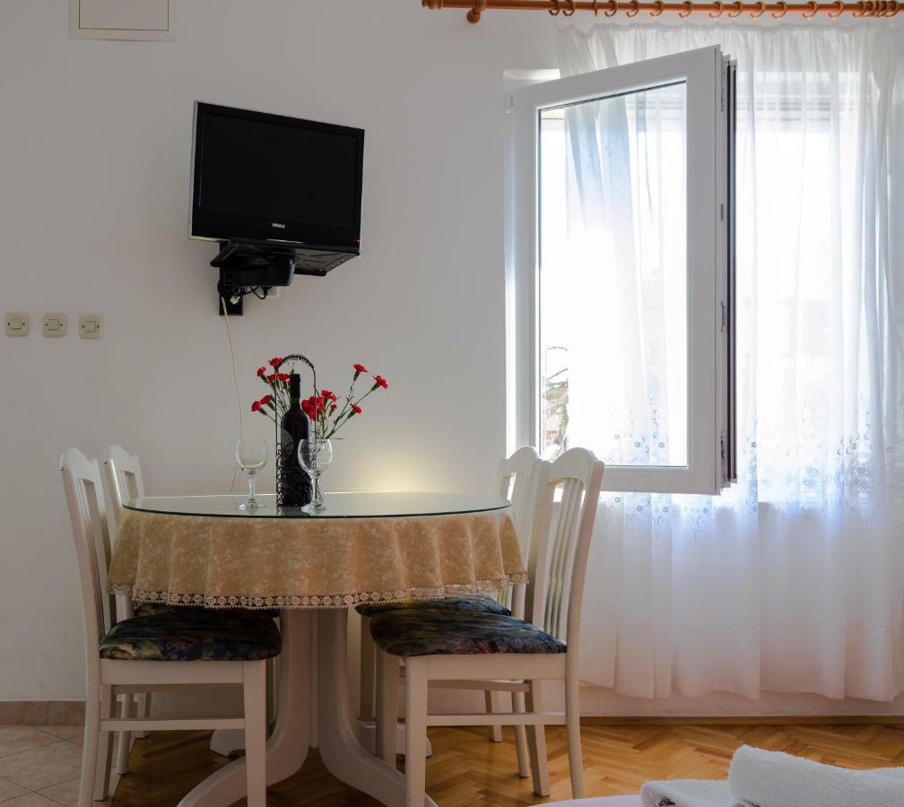 Apartmani Marko マカルスカ エクステリア 写真