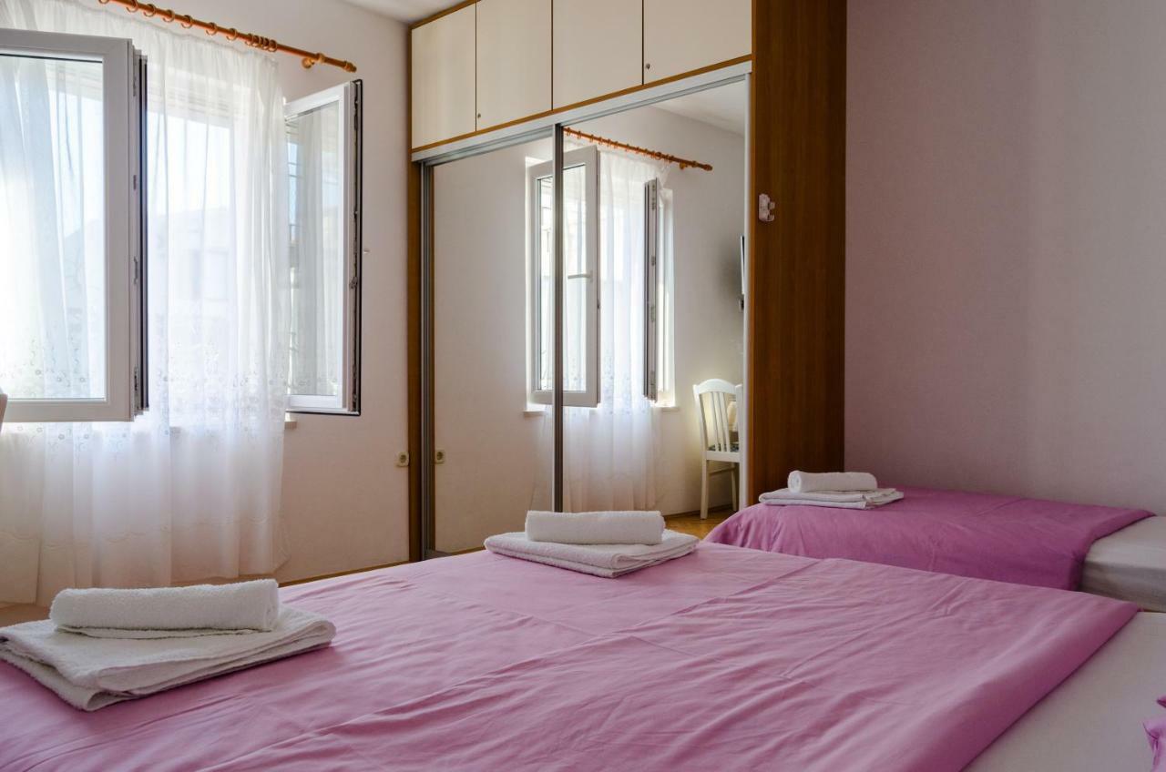 Apartmani Marko マカルスカ エクステリア 写真