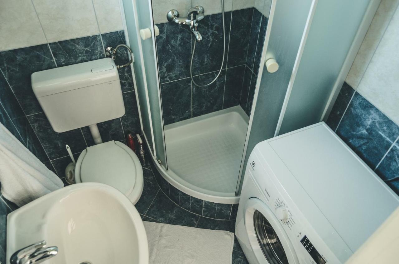 Apartmani Marko マカルスカ エクステリア 写真